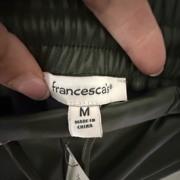 Francesca's Collections Dark Green Jogger Pants - Picture 4 of 6